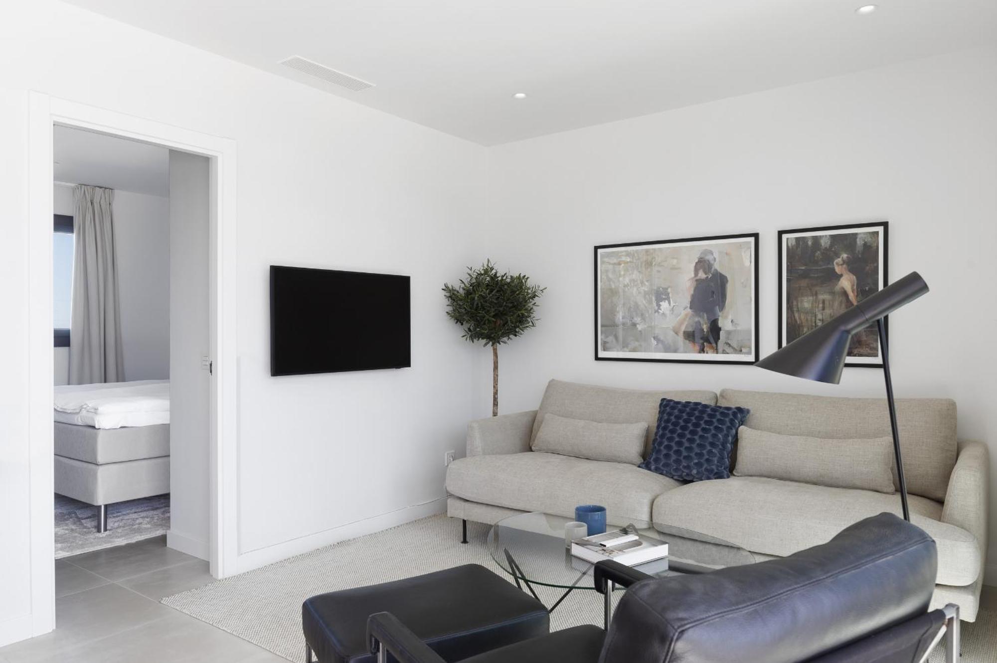 Luxery With Terrace In Higueron Appartement *