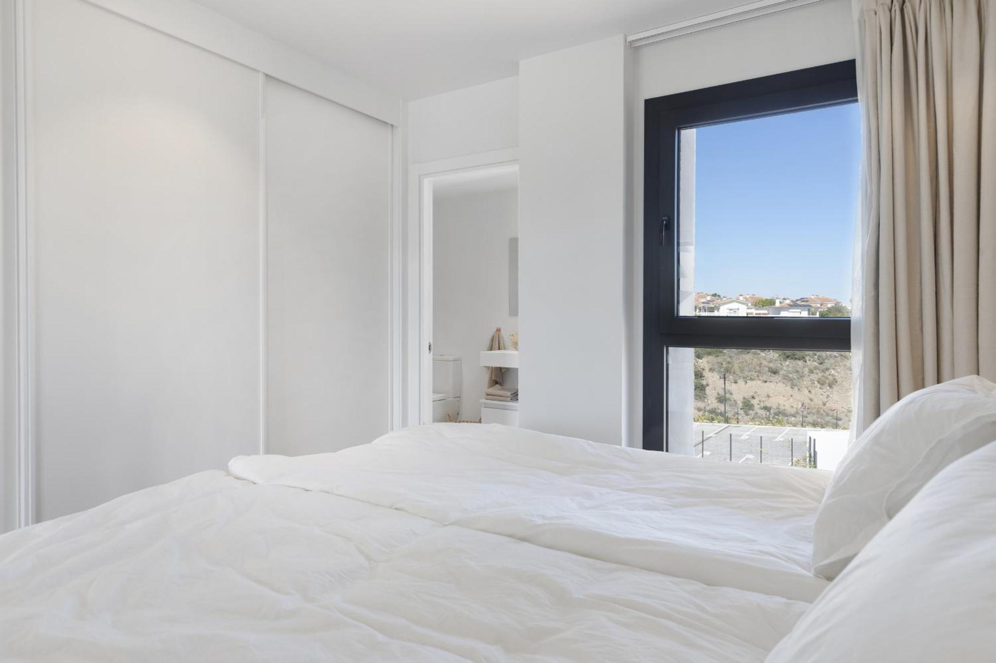 Appartement Luxery With Terrace In Higueron Fuengirola