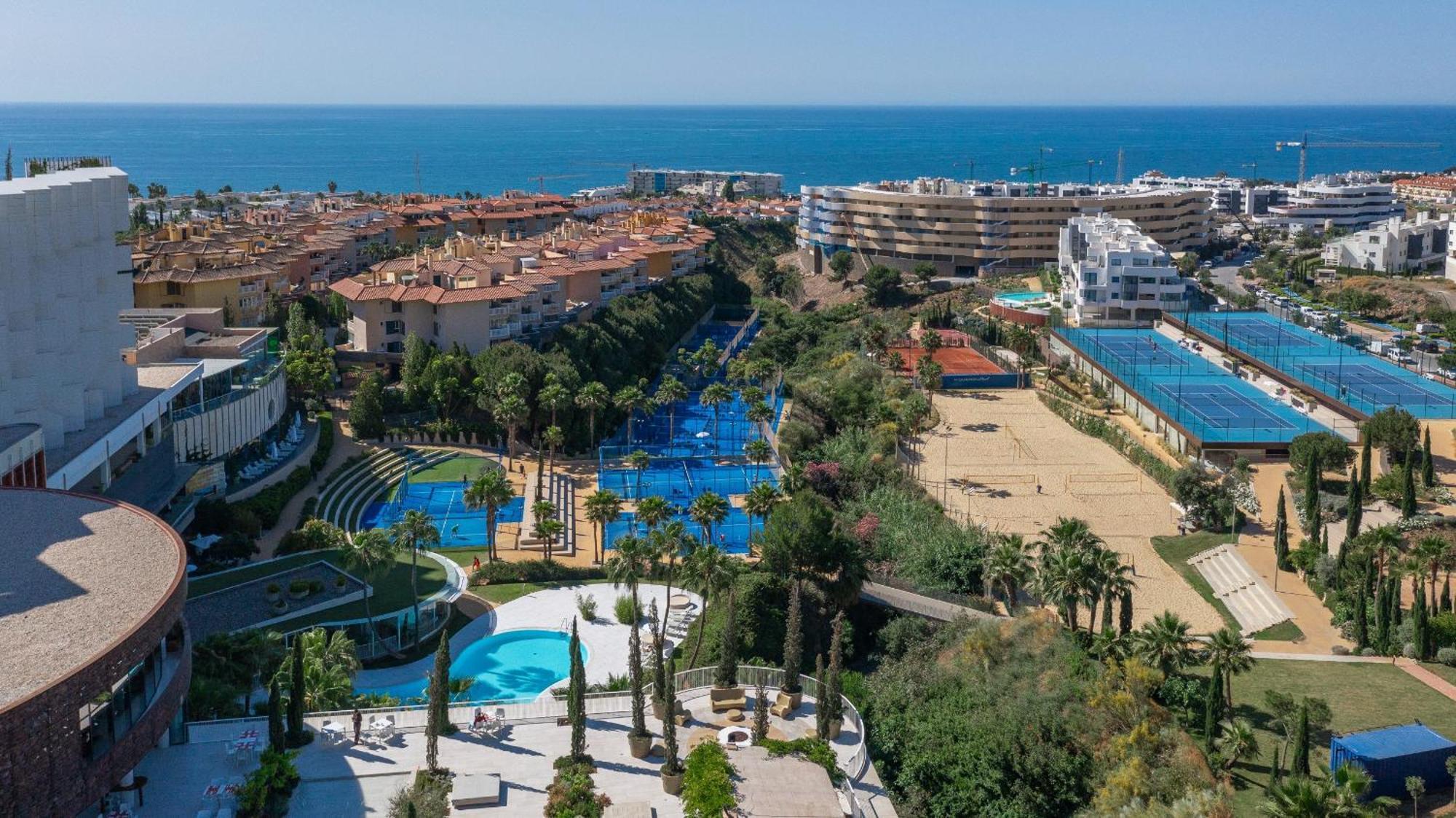 Appartement Luxery With Terrace In Higueron Fuengirola